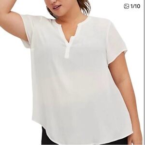 Torrid white georgette short sleeve blouse